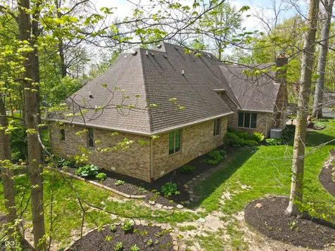 1112 N Dogwood Way Greenfield IN 46140