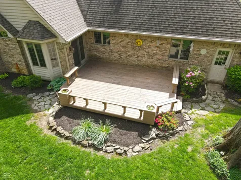 1112 N Dogwood Way Greenfield IN 46140