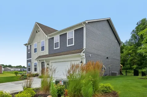 1022 Cyprian Way Lebanon IN 46052