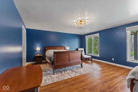 7050 Wildridge Drive Indianapolis IN 46256