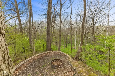 7050 Wildridge Drive Indianapolis IN 46256