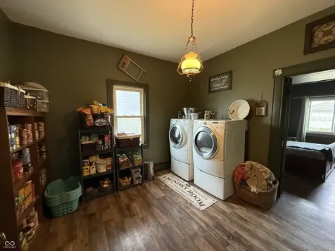 61 S West Street Rosedale IN 47874