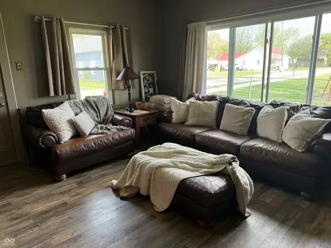 61 S West Street Rosedale IN 47874