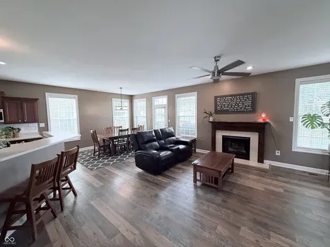 12516 Bellingham Boulevard Fishers IN 46037