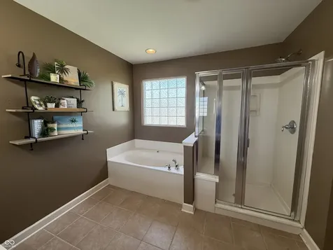 12516 Bellingham Boulevard Fishers IN 46037