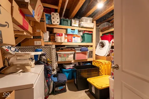 12516 Bellingham Boulevard Fishers IN 46037