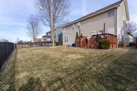 12516 Bellingham Boulevard Fishers IN 46037
