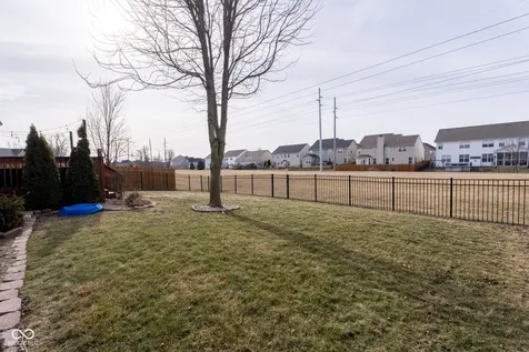 12516 Bellingham Boulevard Fishers IN 46037