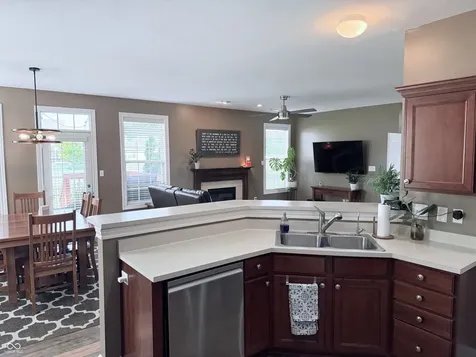12516 Bellingham Boulevard Fishers IN 46037