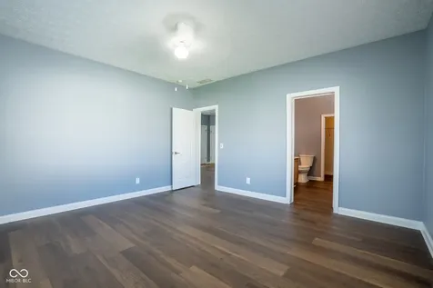 2023 Red Oak Court Shelbyville IN 46176