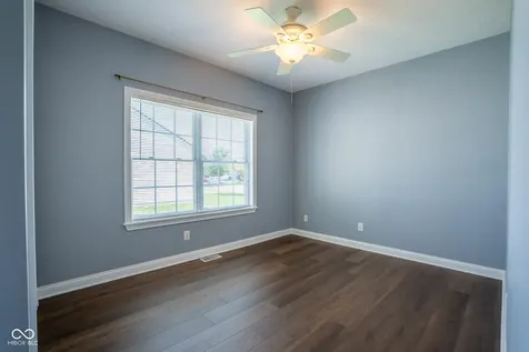 2023 Red Oak Court Shelbyville IN 46176