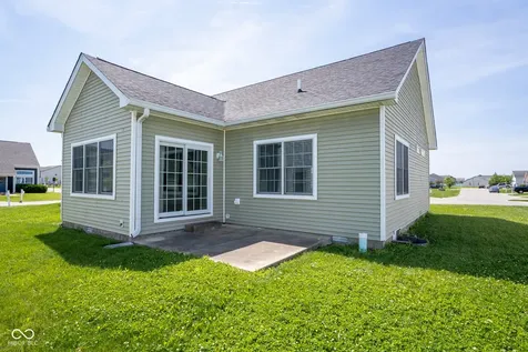 2023 Red Oak Court Shelbyville IN 46176
