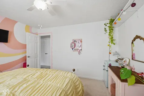 1014 Swinton Way Westfield IN 46074