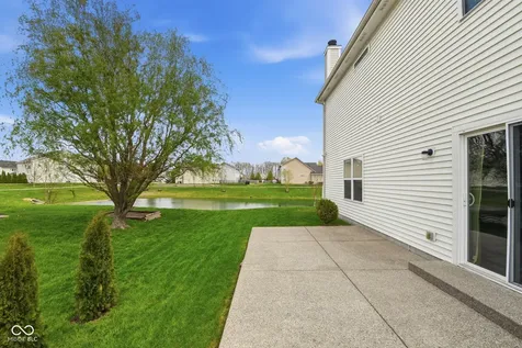 1014 Swinton Way Westfield IN 46074