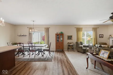 1014 Swinton Way Westfield IN 46074