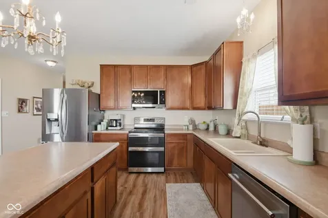1014 Swinton Way Westfield IN 46074