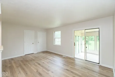 5139 E 79th Street Indianapolis IN 46250