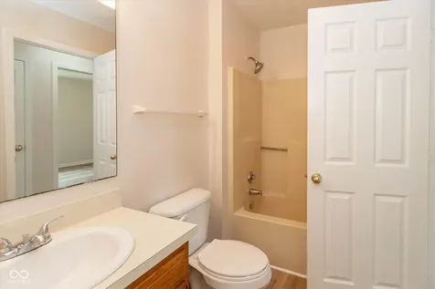 5139 E 79th Street Indianapolis IN 46250