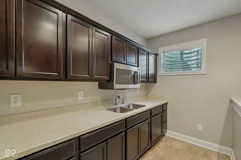 6677 W May Apple Drive Mccordsville IN 46055