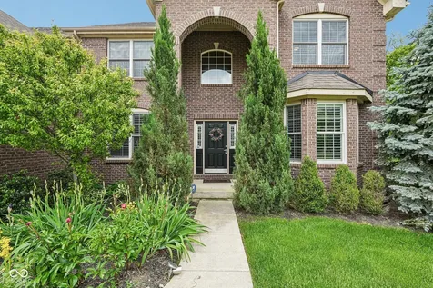 6677 W May Apple Drive Mccordsville IN 46055