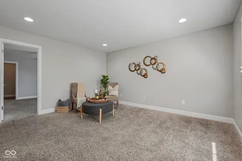 6677 W May Apple Drive Mccordsville IN 46055