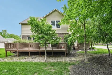 6677 W May Apple Drive Mccordsville IN 46055