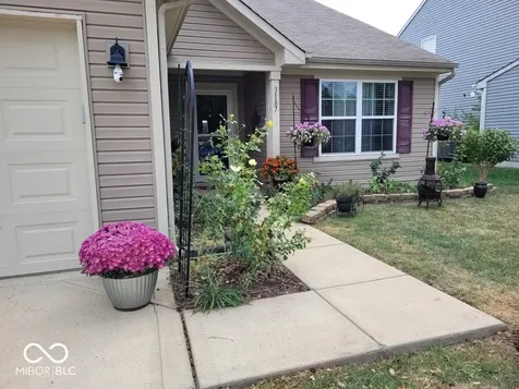 3187 Limber Pine Drive Whiteland IN 46184