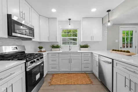 5921 Carrollton Avenue Indianapolis IN 46220