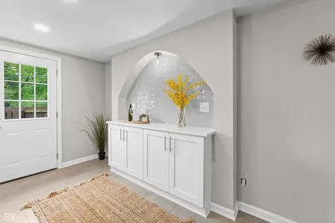 5921 Carrollton Avenue Indianapolis IN 46220