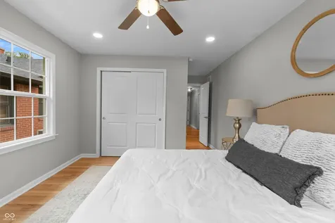 5921 Carrollton Avenue Indianapolis IN 46220