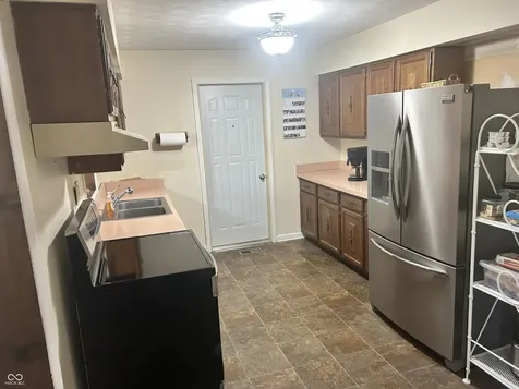 21581 Sr 37 N Noblesville IN 46060