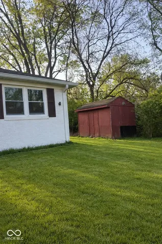 9530 N Park Avenue Indianapolis IN 46240