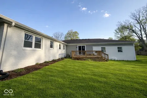 9530 N Park Avenue Indianapolis IN 46240