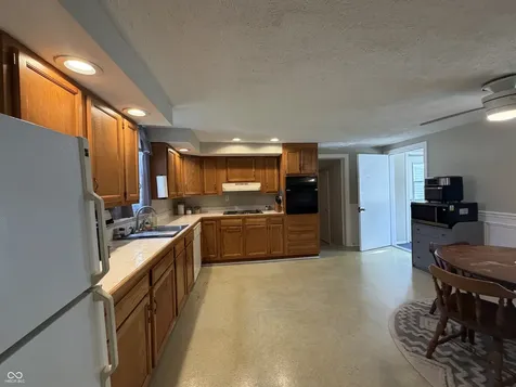 355 Park Street Noblesville IN 46060