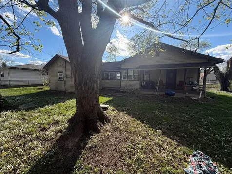 2145 N Leland Avenue Indianapolis IN 46218