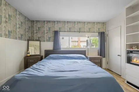 108 Lincoln Street Edinburgh IN 46124
