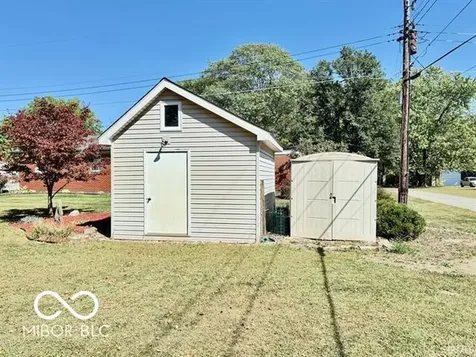 3505 W Pettigrew Drive Muncie IN 47304