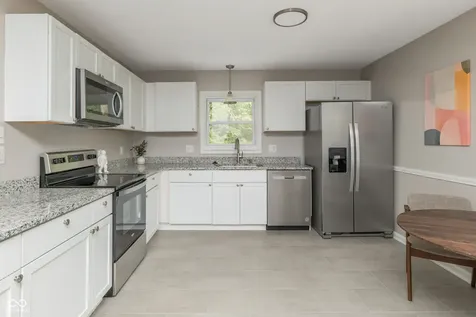 6824 Sargent Road Indianapolis IN 46256