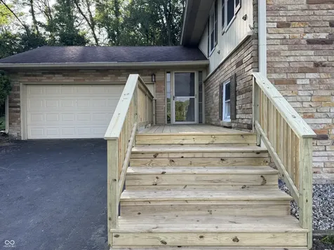 6824 Sargent Road Indianapolis IN 46256