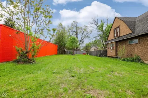 2837 E Michigan Street Indianapolis IN 46201