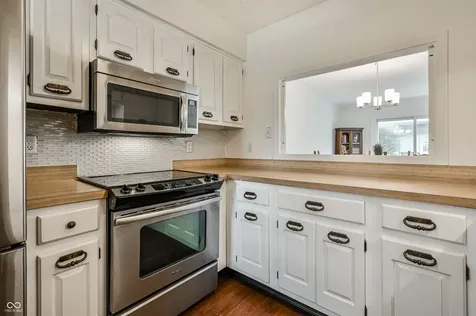5250 Whisperwood Lane Indianapolis IN 46226
