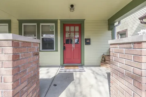 2324 N Alabama Street Indianapolis IN 46205
