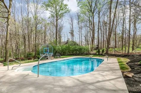 8333 Skipjack Drive Indianapolis IN 46236