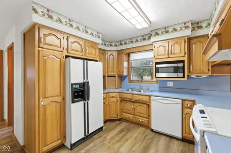 6545 Mendenhall Road Indianapolis IN 46221