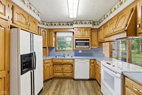 6545 Mendenhall Road Indianapolis IN 46221