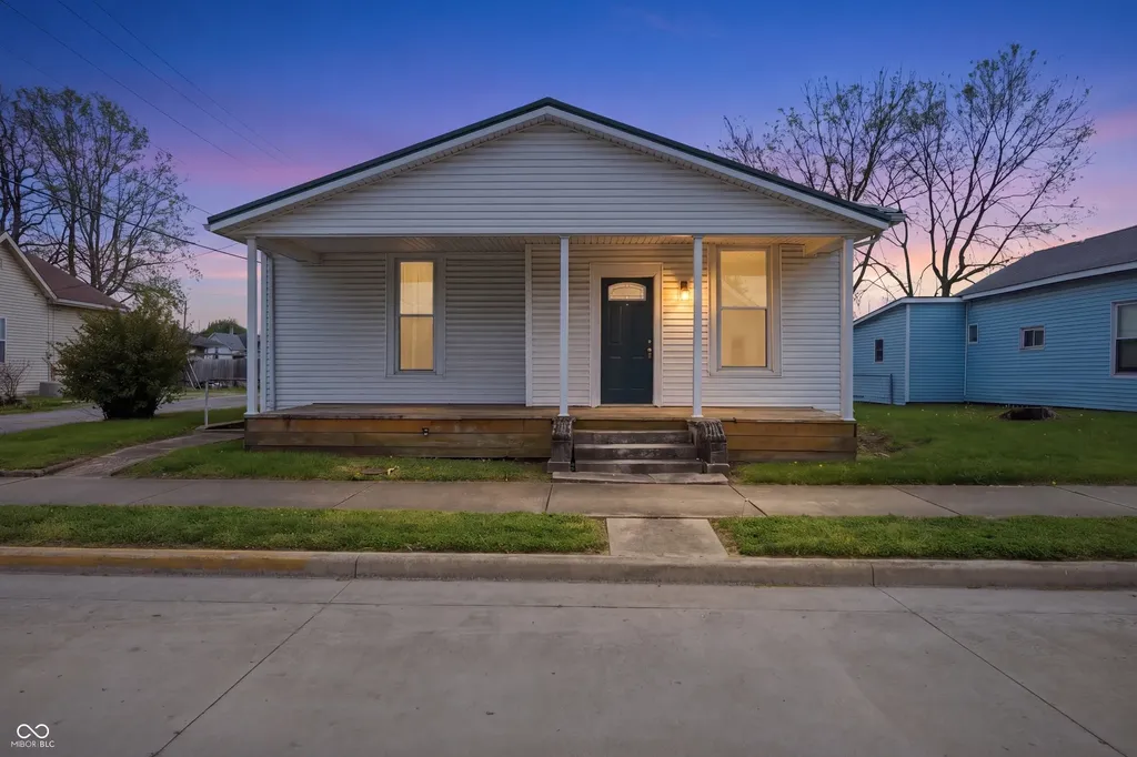 225 E Pennsylvania Street Shelbyville IN 46176