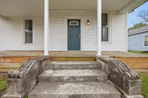 225 E Pennsylvania Street Shelbyville IN 46176