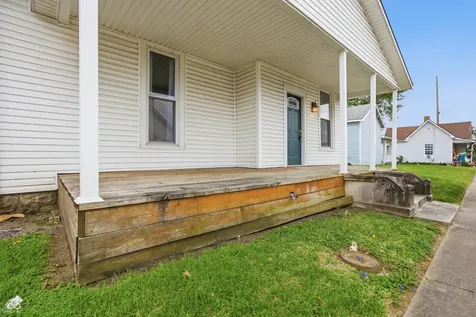 225 E Pennsylvania Street Shelbyville IN 46176