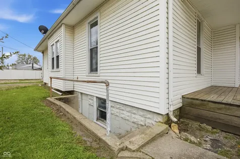 225 E Pennsylvania Street Shelbyville IN 46176