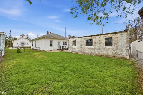 225 E Pennsylvania Street Shelbyville IN 46176